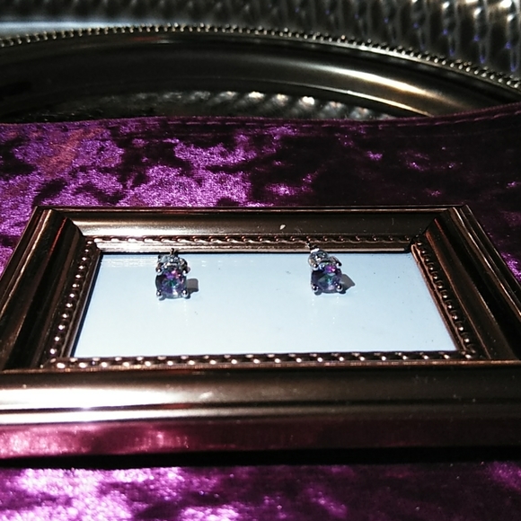 💖NEW FIRE TOPAZ STUD EARRINGS - Picture 6 of 7